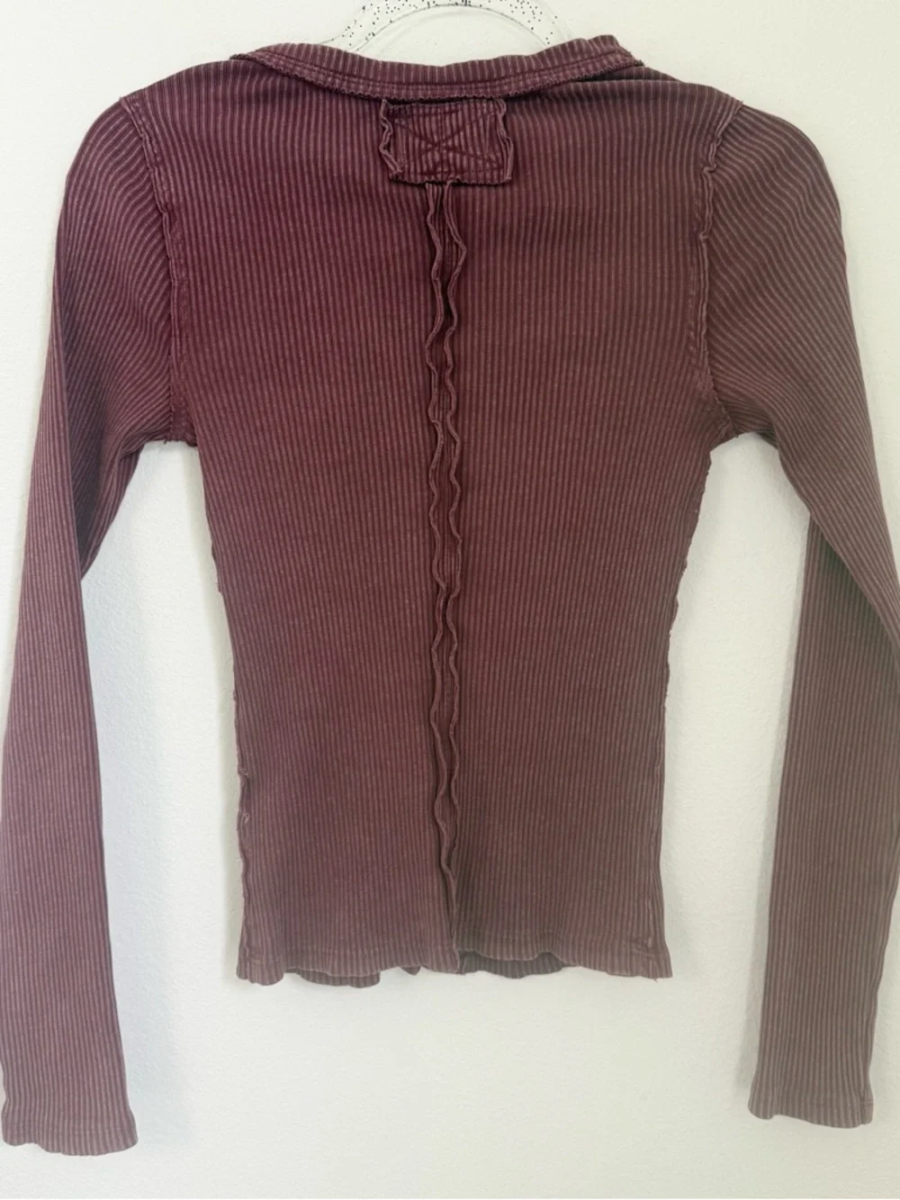 Free People Its On Cardi Raw edge Ribbed Button Down Fitted top Size S